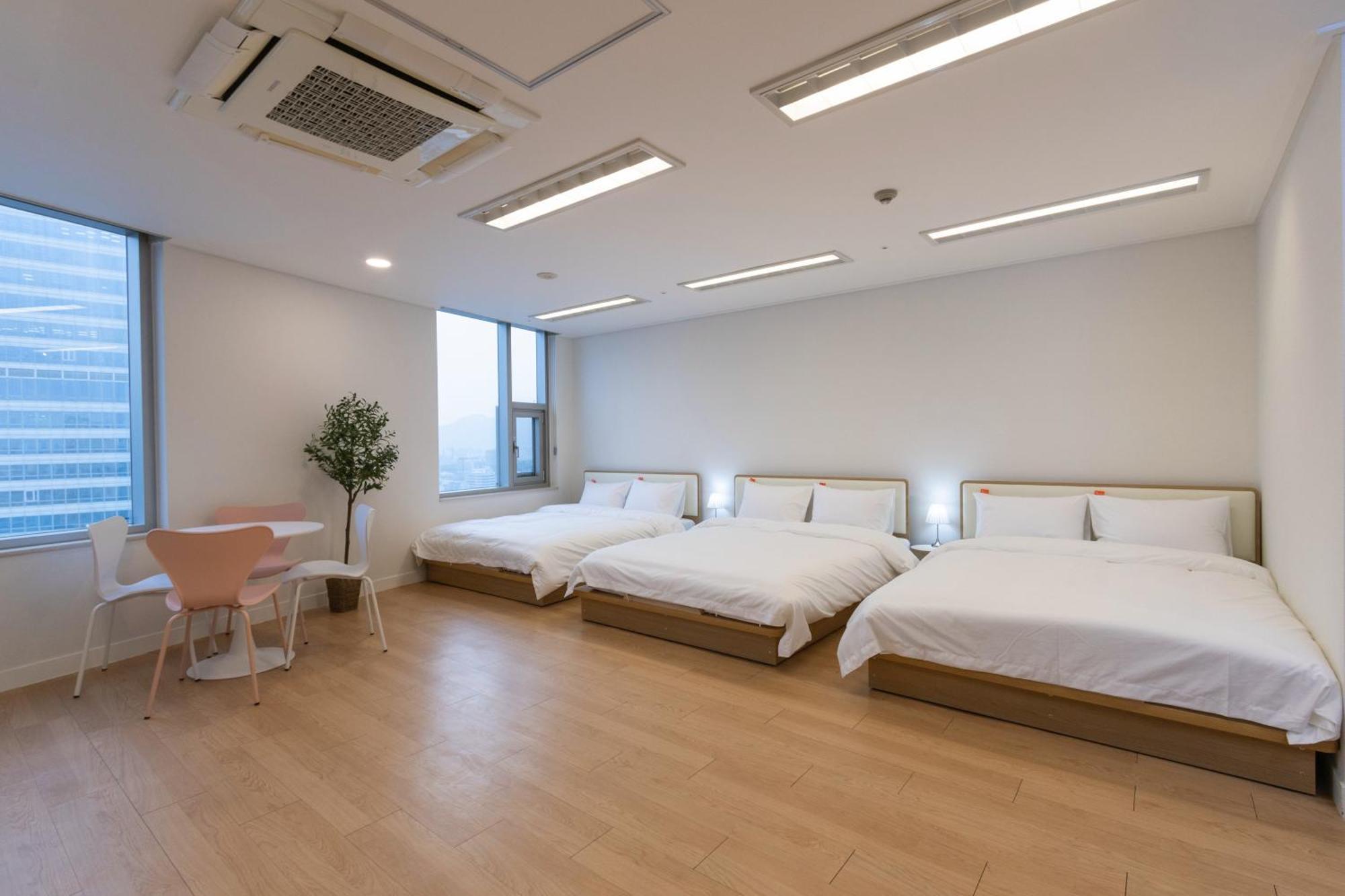 "Grand Opened" Maxtyle Guesthouse Dongdaemun Seoul Exterior photo