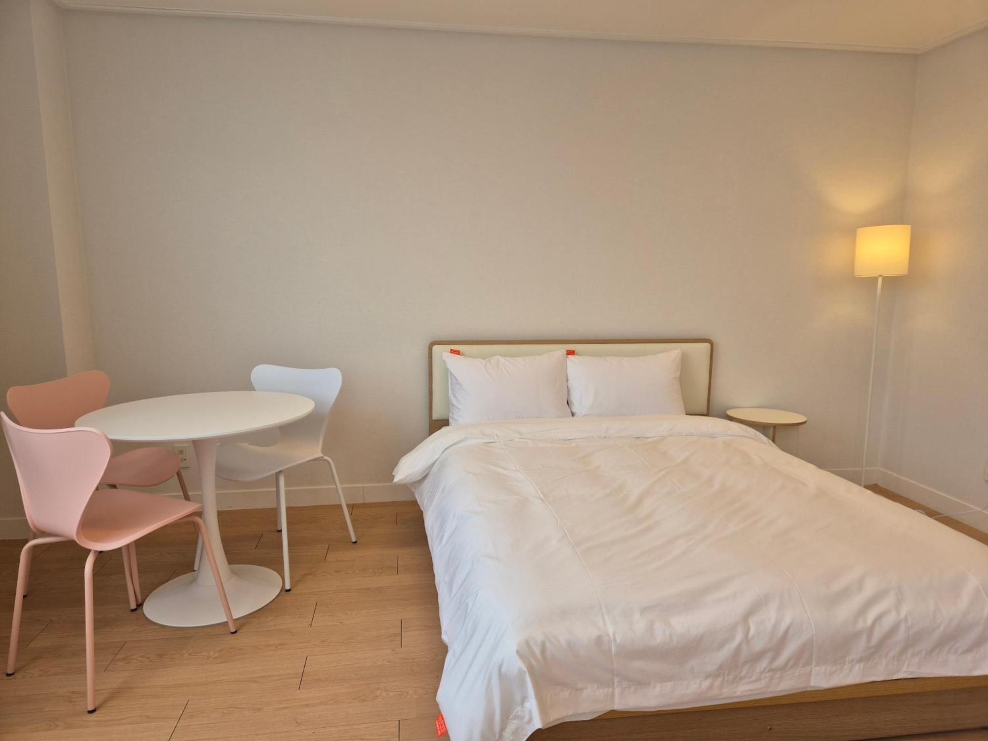 "Grand Opened" Maxtyle Guesthouse Dongdaemun Seoul Exterior photo